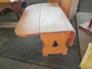 lot 58 image: Vintage hardwood Tree themed drop-l...