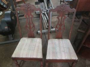 lot 67 image: Pair of vintage Wood framed padded ...
