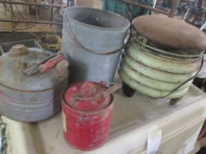 lot 83 image: Vintage fuel cans, metal pail and V...