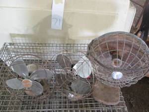 lot 84 image: Trio of vintage metal personal size...