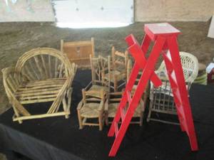 lot 91 image: Large collection of wicker, grapevi...