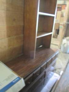 lot 254 image: Vintage hardwood bookshelf with 6-d...