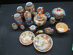 lot 282 image: Collection of hand painted Japanese...