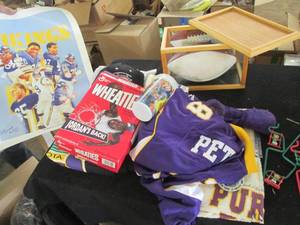 lot 297 image: Collectible Sports memorabilia incl...