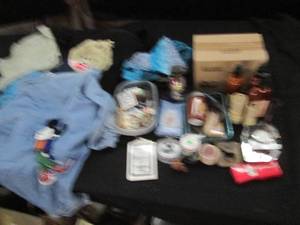 lot 187 image: Mickey Mouse attire, Bath and Body ...