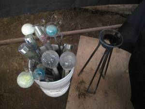lot 134 image: Beautiful variety of path light sty...