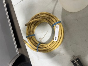 lot 247 image: 38 X 25FT AIR HOSE