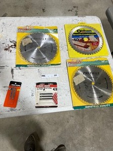 lot 268 image: 3 10 SAW BLADES & 5 JIG SAW BLADES