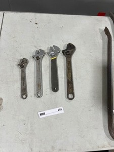 lot 285 image: 4 ADJUSTABLE WRENCHES