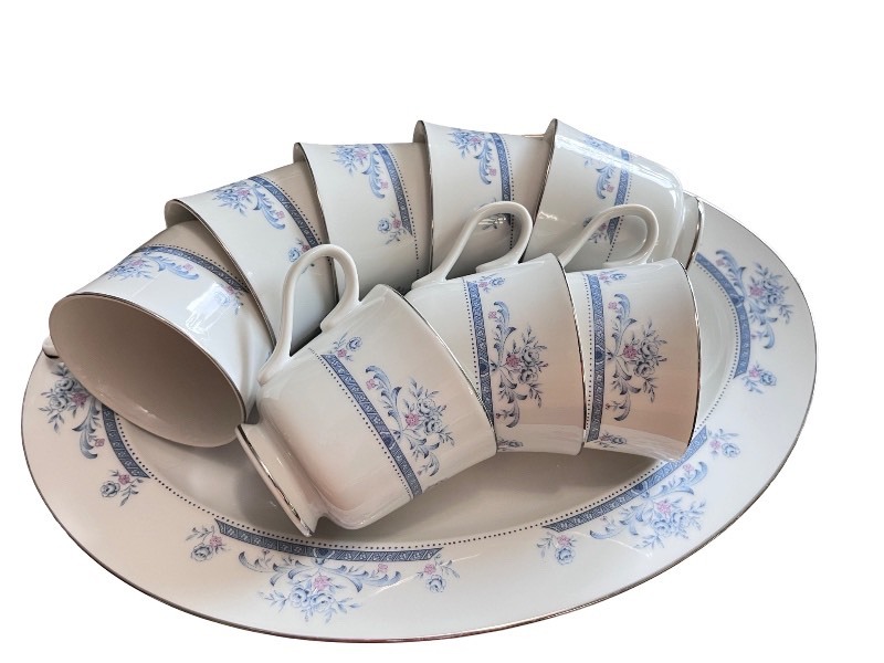 Clayton 348' Four Crown China Japan Blue Floral Dinnerware Set
