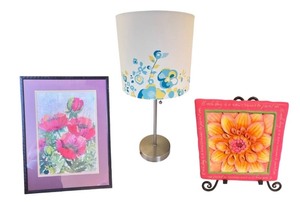 lot 20 image: Framed Poppy Artwork, Flower Tile, and Decorative Lamp