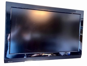 lot 58 image: 36 Philips Flat Screen TV with Remote Control