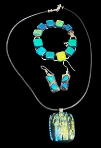 lot 11A image: Colorful Dichroic Glass Jewelry Set Necklace, Bracelet & Earrings