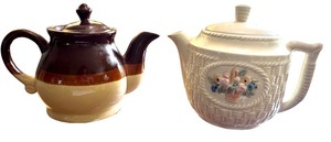 lot 73 image: Set of 2 Vintage Ceramic Teapots with Unique Designs