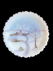 lot 95 image: 1980 Fenton Hand Painted Collectors Plate