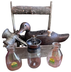 lot 123 image: Wooden Caddy with Vintage Collectibles