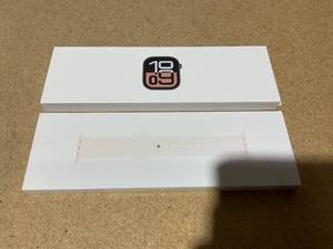 lot 5 image: Apple Watch Series 10 GPS  Cellular 42mm Rose Gold Aluminum Case with Light Blush Sport Band - SM