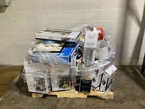 lot 704 image: Wholesale Pallet of Miscellaneous Items