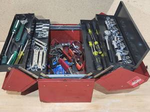 lot 103 image: Craftsman Toolbox with Contents