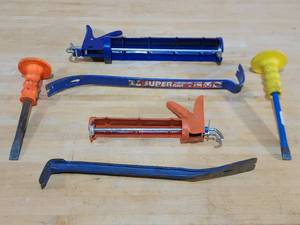 lot 125 image: Assorted Construction Hand Tools
