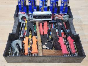 lot 119 image: Large Assortment of Drill Bits