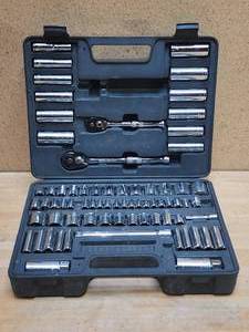lot 152 image: Goodyear Socket Set
