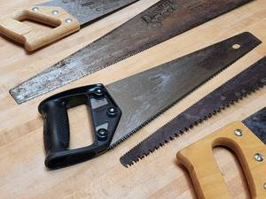 lot 173 image: (5) Assorted Hand Saws