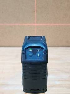 lot 176 image: Bosch Professional GLL 50 Self-Leveling Cross-Line Laser