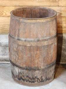 lot 188 image: Vintage Wooden Barrel
