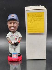 lot 71 image: Minnesota Twins HOF Great Kirby Puckett Bobble Head