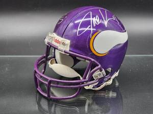 lot 28 image: Minnesota Vikings Great Autographed Mini Helmet by Joe Kapp No COA