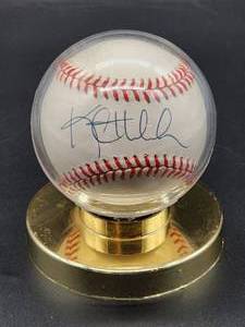 lot 77 image: Autographed Baseball by Minnesota Twins HOF Great Kent Hrbek No COA