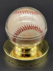 lot 70 image: Autographed Baseball by Minnesota Twins HOF Great  Tony Oliva  No COA