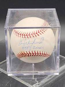 lot 125 image: Autographed Baseball by Minnesota Twins HOF Great  Dave Winfield  No COA