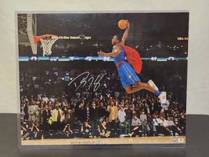 lot 42 image: Autographed Photo by Orlando Magic HOF Great Dwight Howard with COA