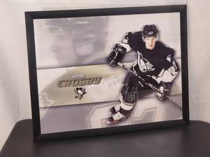 lot 84 image: Autographed Framed Picture of Pittsburgh Penguins Future HOF Great Sidney Crosby No COA
