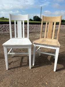lot 41-K2025 image: Pair of Antique Quarter-Sawn Oak Mission Chairs