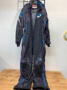 Like-New Men’s XL Castle X Freedom Insulated Mono Suit – Black/Graphite Camo with Royal Blue Accents - Excellent Condition
