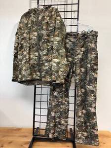 New W/O Tags Men’s XL Rocky Venture Waterproof Camo Hunting Wear – Jacket & Pants (Two-Piece Set)