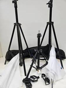 lot 49 image: Photography Tripods - Limo Studio