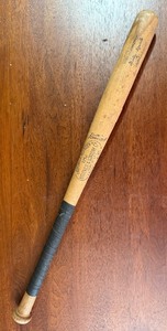 lot 66 image: Vintage Mickey Mantle Baseball Bat