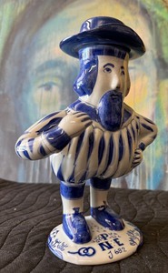 lot 90 image: Vintage Delft Blue & White Porcelain Figural Decanter
