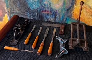 lot 120 image: Lot of Great Vintage Woodworking tools