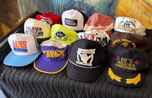 lot 141 image: Lot Of Vintage Trucker hats