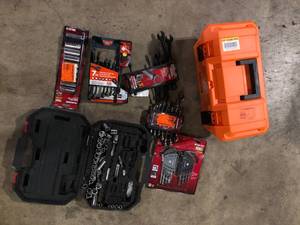 lot 19 image: Lot of Assorted Hand Tools and Hardware Various Models and Conditions  Customer Returns See Pictures