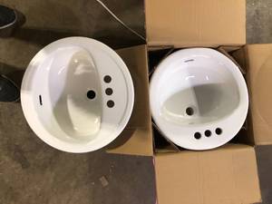 lot 20 image: Lot of Assorted Bathroom Sinks Various Models and Conditions   Customer Returns See Pictures
