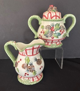 lot 71 image: Tracy Porter Winterland Collection Creamer Pitcher and Sugar Dish