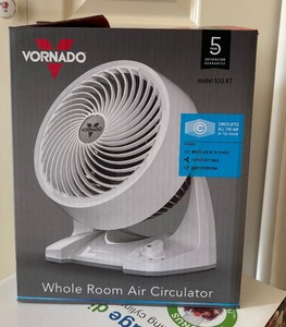 lot 178 image: Vornado 533XT Whole Room Air Circulator Fan