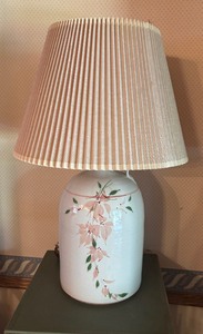 lot 185 image: Vintage Stoneware Jug Table Lamp