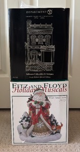lot 192 image: Fitz & Floyd Holiday Musicals Decor and Department 56 Stillwater Collectables & Antiques Village Building